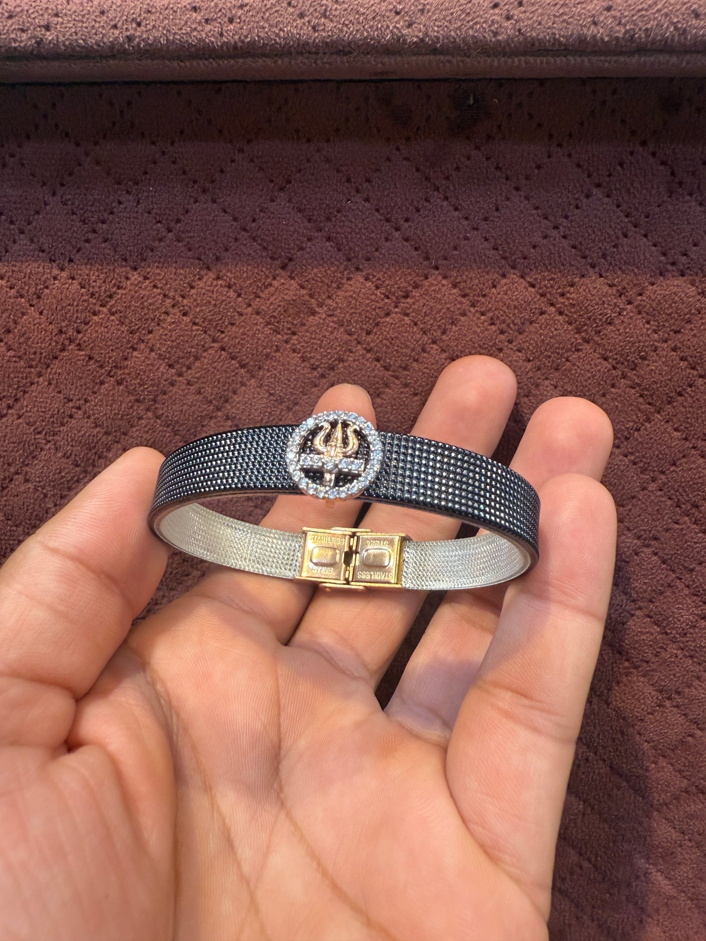 925 Band Bracelet in Silver Finish with CZ Stones