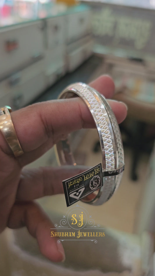 3D Kada Sterling Silver Punjabi kada with Name - Chandi Sikh Bangle
